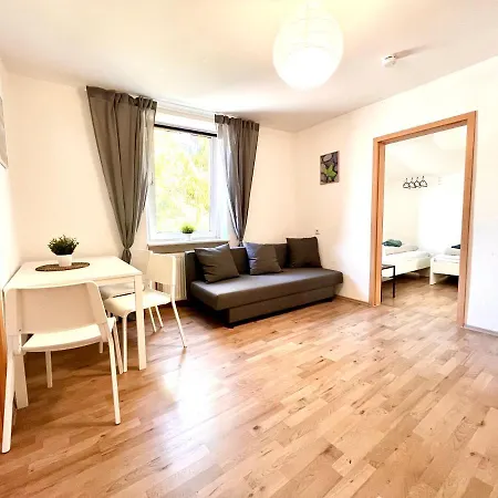 Apartment 3 Zimmer, 5 Schlafplaetze, Zentral Sued, 4 Min Zur A45, Frei Parken *