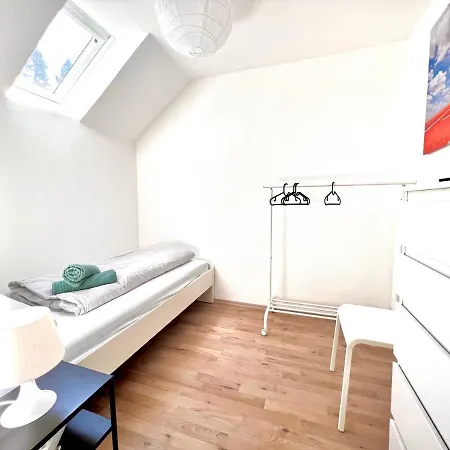 Apartment 3 Zimmer, 5 Schlafplaetze, Zentral Sued, 4 Min Zur A45, Frei Parken Hagen (Arnsberg)