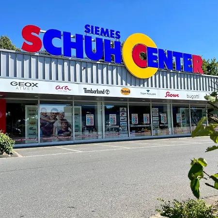 3 Zimmer, 5 Schlafplaetze, Zentral Sued, 4 Min Zur A45, Frei Parken Apartment