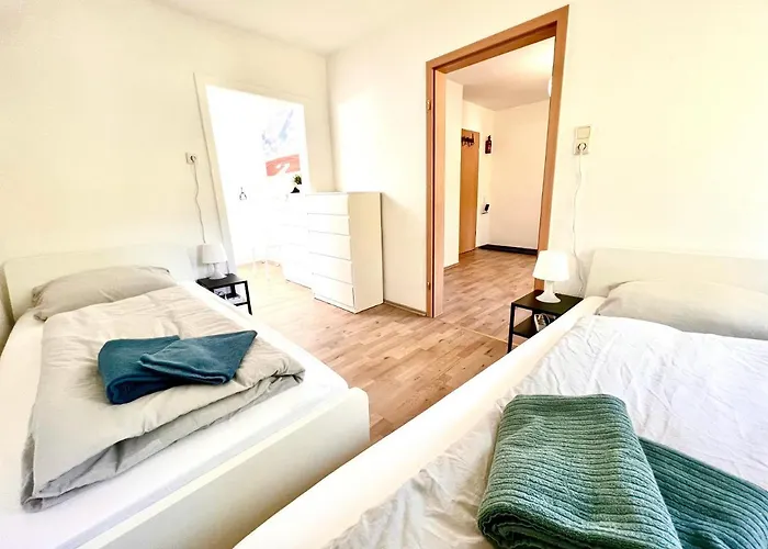 3 Zimmer, 5 Schlafplaetze, Zentral Sued, 4 Min Zur A45, Frei Parken * Hagen (Arnsberg)