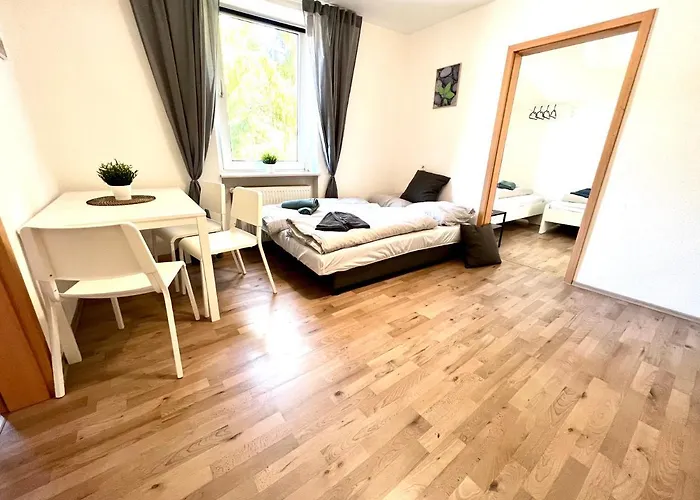 3 Zimmer, 5 Schlafplaetze, Zentral Sued, 4 Min Zur A45, Frei Parken Apartament *