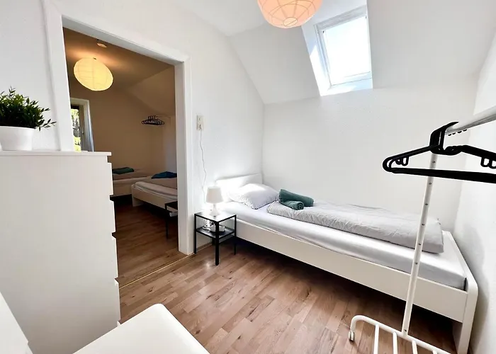 3 Zimmer, 5 Schlafplaetze, Zentral Sued, 4 Min Zur A45, Frei Parken Apartament *