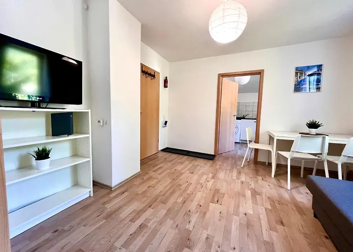 3 Zimmer, 5 Schlafplaetze, Zentral Sued, 4 Min Zur A45, Frei Parken * Hagen (Arnsberg)