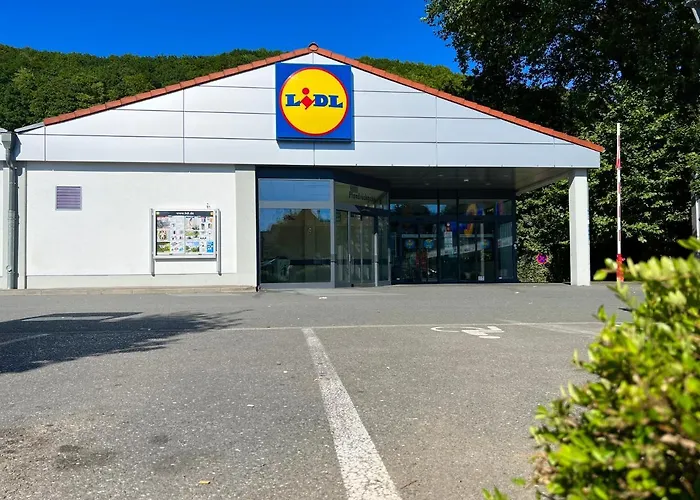 3 Zimmer, 5 Schlafplaetze, Zentral Sued, 4 Min Zur A45, Frei Parken